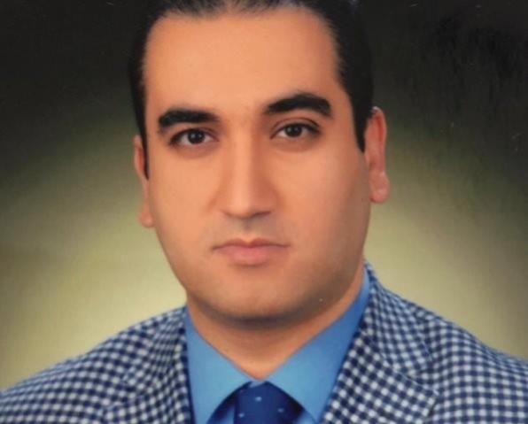 Mardin'de Devlet Hastanesi'nde görevli 32 yaşındaki uzman doktor Mehmet Ragıp Ekmen evinde ölü bulundu.