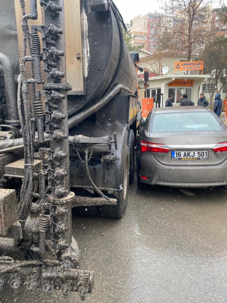 Siirt'te Tanker İle Otomobil Çarpıştı: 1 Yaralı