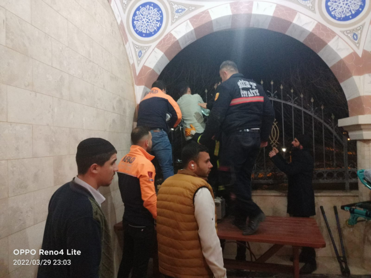 Siirt'te Koluna 1 Metrelik Demir Saplanan Çocuk Ağır Yaralandı