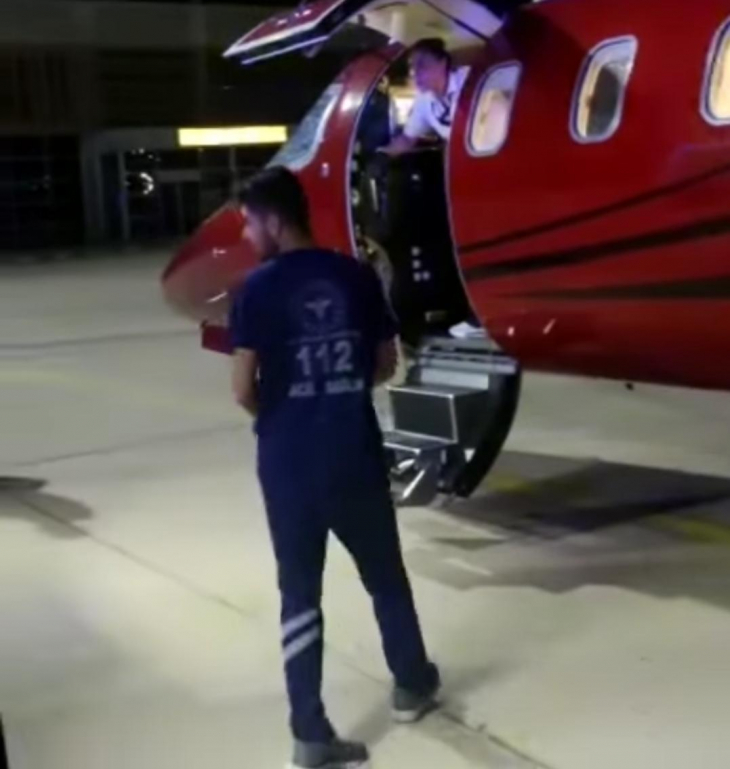 Ambulans Uçak 4 Yaşındaki Siirtli Hasta Çocuk İçin Havalandı
