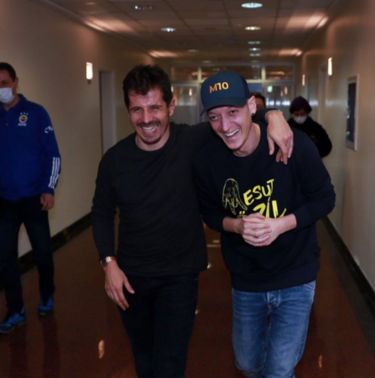 Fenerbahçe'de Özil Depremi! Mesut Özil ile yollar ayrıldı