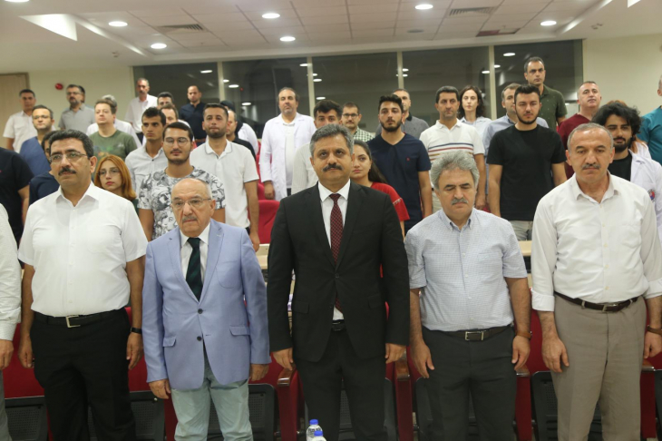 Siirt Üniversitesi Tıp Fakültesi 4. Sınıf Öğrencileri için Oryantasyon Programı Düzenlendi