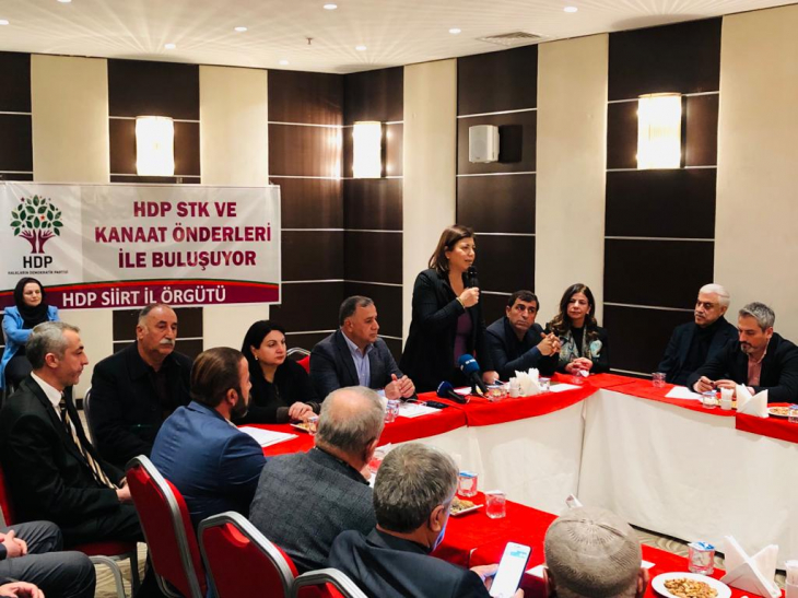 HDP Siirt İl örgütü STK ve kanaat önderleriyle bir araya geldi