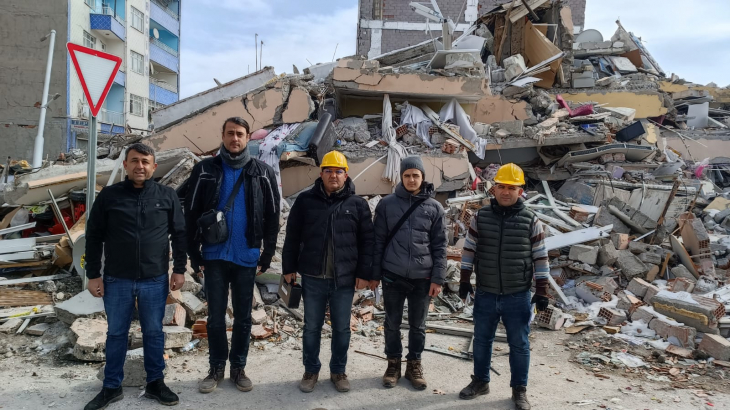 Malatya'da enkazda inceleme yapan Siirt Üniversitesi ekibi: Betonda ahşap ve kil vardı