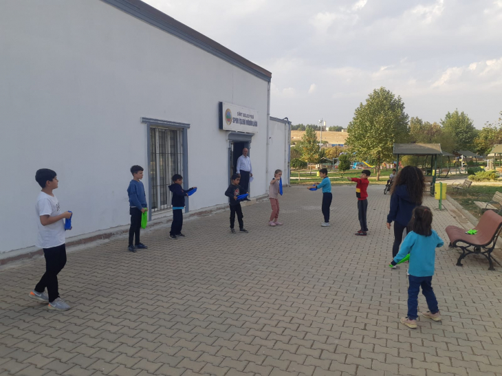 Siirt'te Okul Sporları Okçuluk Seçmeleri Yapılıyor! Başarılı Okçular Siirt'i Türkiye Şampiyonasında Temsil Edecek