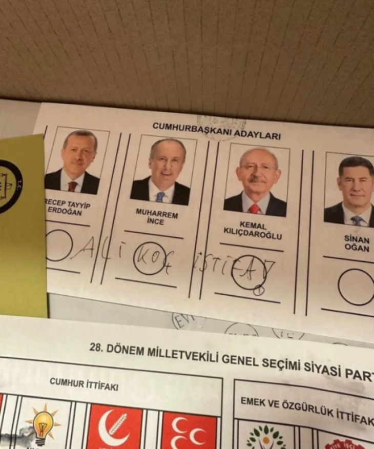 Fenerbahçe taraftarının oy pusulasına yazdığına tepkiler çığ gibi