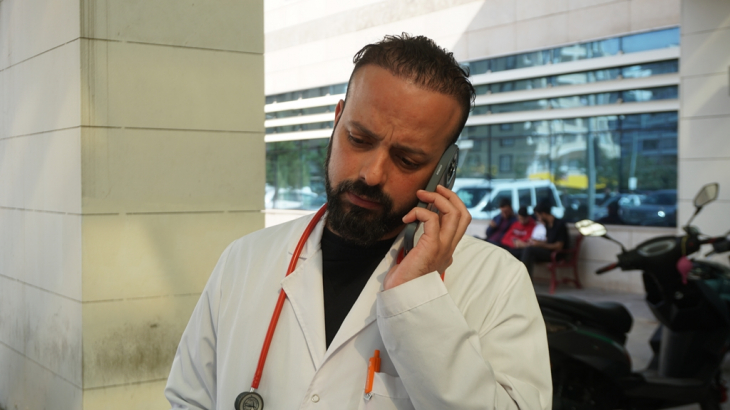 Siirt'te görev yapan Filistinli doktor, ailesine ulaşamıyor!