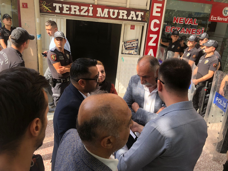 YSP ve HDP'nin yapmak istediği basın açıklaması polis engeline takıldı