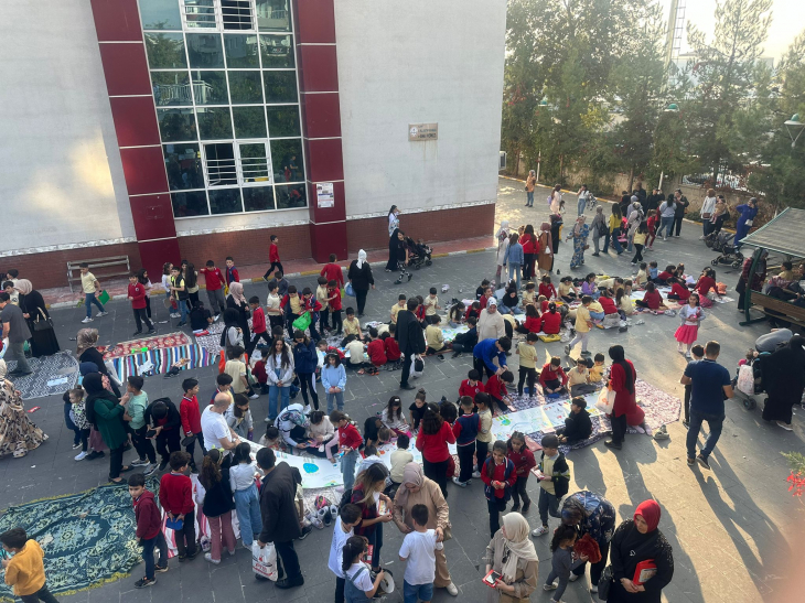 Siirt'te 1500 öğrenci aynı anda resim çizdi