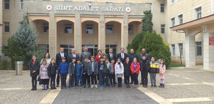 Siirt Cumhuriyete Başsavcısı Sarıca, '20 Kasım Dünya Çocuk Hakları Günü'nde Çocukları Ağırladı