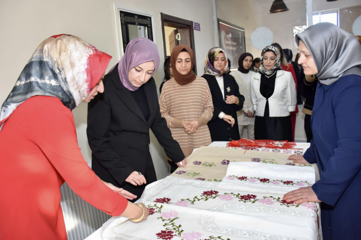 Siirt'in Eruh İlçesinde Yeni Bir Aile Destek Merkezi Hizmete Açıldı