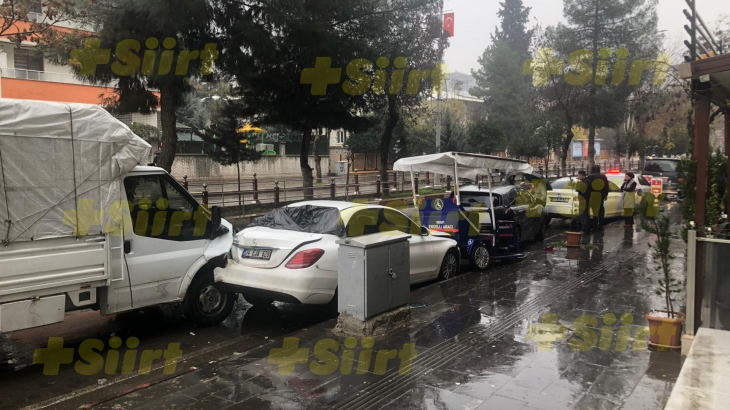 Siirt'te transit park halindeki 4 araca çarptı! Araçlarda büyük maddi hasar oluştu