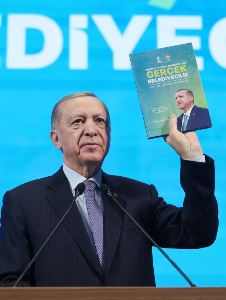 Cumhurbaşkanı Erdoğan açıkladı! İşte 8 başlıkta AK Parti'nin seçim beyannamesi
