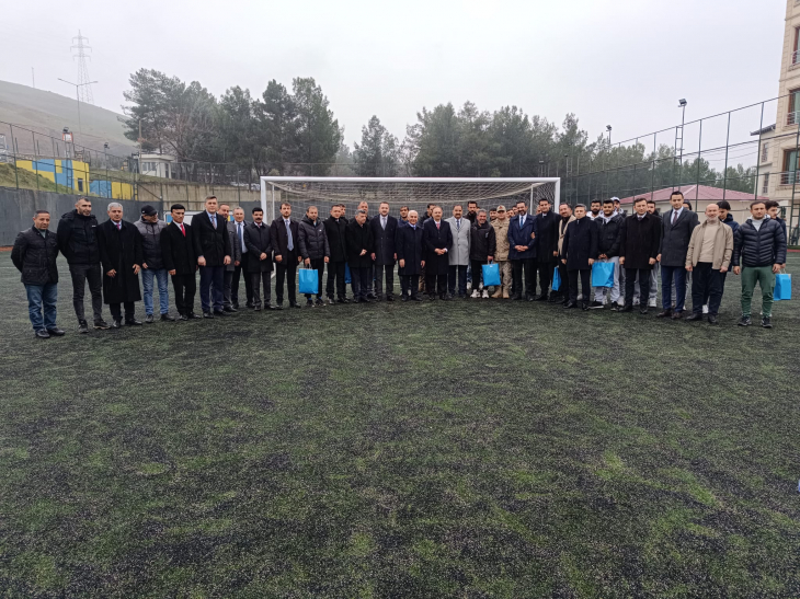 Siirt'te 19 Spor Kulübüne 1 Milyon 37 Bin TL'lik Malzeme Yardımı Yapıldı