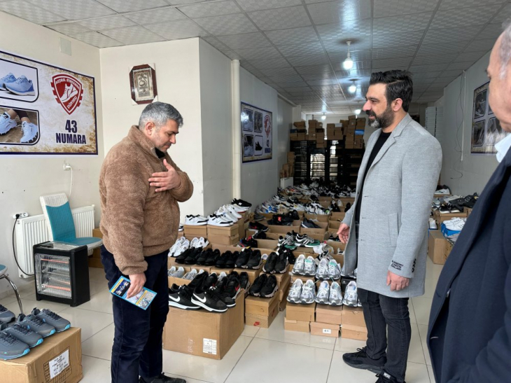 AK Parti Belediye Başkan Adayı Ekrem Olgaç, Esnaf Ziyaretinde