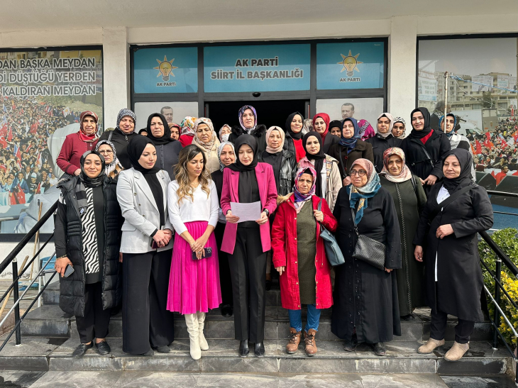 Siirtli AK Partili Kadınlardan 8 Mart Kadınlar Günü Basın Açıklaması