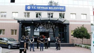 Adana'da CHP'li iki belediyeye operasyon: 61 gözaltı kararı