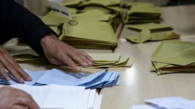AK Parti'nin Önemli İsmi Açıkladı: Seçimin Ertelenmesi Söz Konusu Değil