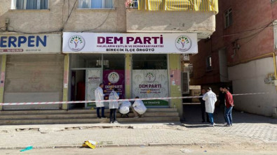 DEM Parti ilçe binasına silahlı saldırı düzenlendi