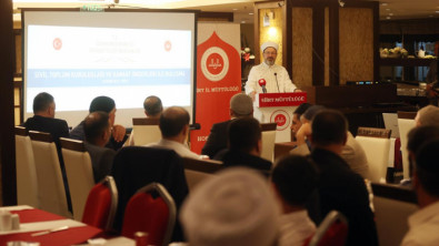 Diyanet İşleri Başkanı Prof. Dr. Ali Erbaş Siirt'te Kanaat Önderleri İle Bir Araya Geldi