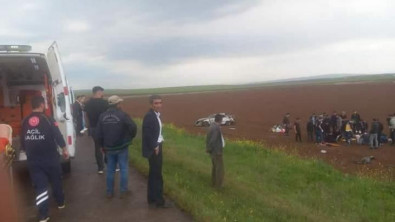 Diyarbakır'da otomobil şarampole savruldu: 2'si çocuk, 4 yaralı