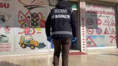 Diyarbakır'da sürücü kursuna 'Fısıltı' operasyonu: 12 gözaltı