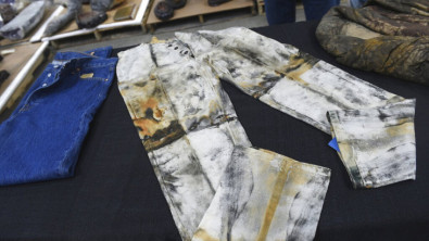 Dünyanın en eski pantolonu açık artırmada 114 bin dolara satıldı