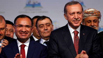 Erdoğan son seçimi olduğunu söylemişti! Bekir Bozdağ nasıl tekrar aday olabileceğini açıkladı