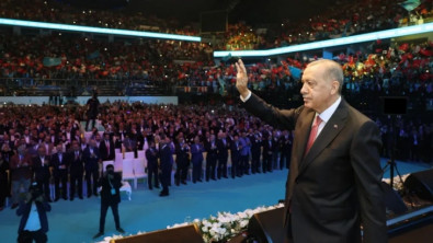 Erdoğan: Yolsuzlukların, yoksulluğun olmayacağı ülkeyi biz hallederiz