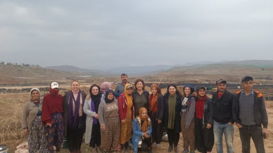 HDP Siirt Yönetimi 8 Mart Ekinlikleri Kapsamında Kadın Çalışanları Ziyaret Etti!