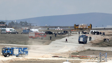 Konya'da askeri eğitim uçağı düştü: 1 şehit