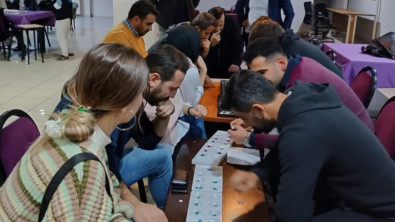 Kurtalan'da Öğretmenler Arası Akıl ve Zeka Oyunları Turnuvası Düzenlendi