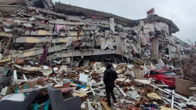 Naci Görür alarm veren yerleri açıkladı: Depremin şiddeti 9'u bulur