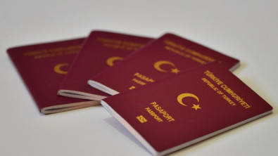 Pasaportta harç krizi sona erdi: Yoğunluk nedeniyle bu ay randevu alanlardan ücret farkı alınmayacak