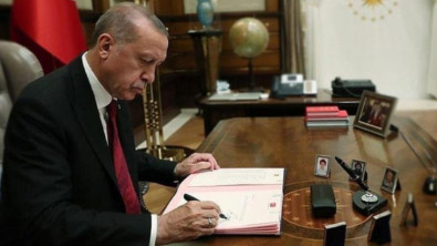 Resmi Gazete'de yayımlandı! Cumhurbaşkanı Erdoğan, depremin yıktığı Hatay'da iki kritik ismi görevden aldı
