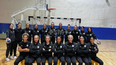 Siirt'i sportif açıdan en üst Ligi'nde temsil eden kızlarımız ilk maçına çıkıyor!