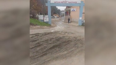 Siirt'in Baykan ilçesinde hastane yolu çile yolu oldu