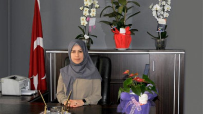 Siirt'in İlk Kadın Müftü Yardımcısı Göreve Başladı