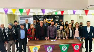 Siirt Newroz Tertip Komitesi: Davul-Zurna, Halay Yok 