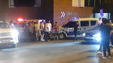 Siirt'te 2 Grup Arasında Kavga: 1 Yaralı