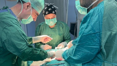 Siirt'te 42 Yaşındaki Hasta, Erken Teşhisle Meme Kanserinden Kurtuldu