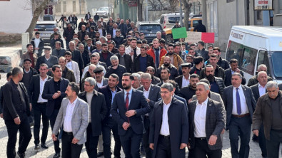 Siirt'te AK Parti'den istifa eden 700 kişi, Deva Partisi'ne katıldı