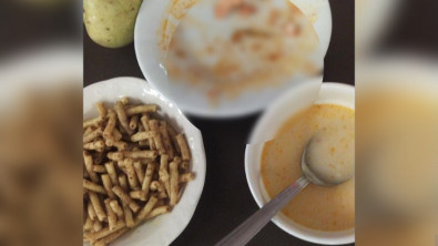 Siirt'te Kız Öğrenci Yurdunda Yemekten Çıkan Şey Mide Bulandırdı
