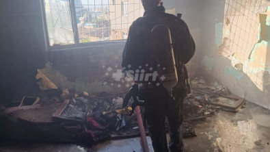 Siirt'te metruk binada çıkan yangın itfaiye ekiplerinin müdahalesiyle söndürüldü