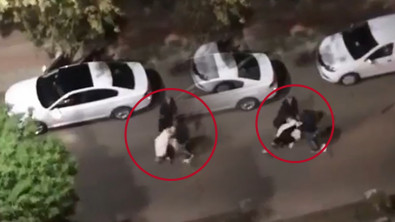Siirt'te Sokak Ortasında Kadına Şiddet! Yere Düşürdüğü Kadını Tekmeledi