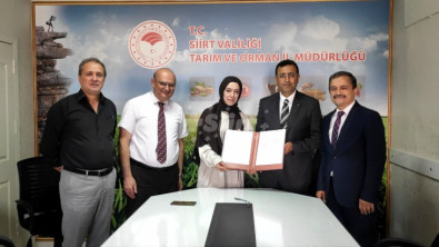 Siirt'te Yüzde 50 Hibeli 5 Milyon 179 Bin Lira Değerinde Arıcılık Proje Sözleşmeleri İmzalandı