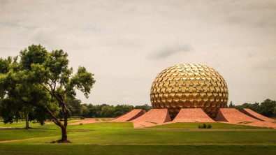 Siyaset, Din ve Paranın Girmesinin Yasak Olduğu Gerçek Şehir: Auroville