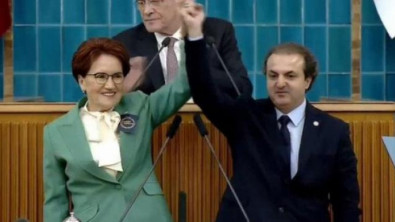 Ünlü aşiretin liderine rozetini İYİ Parti lideri Meral Akşener taktı