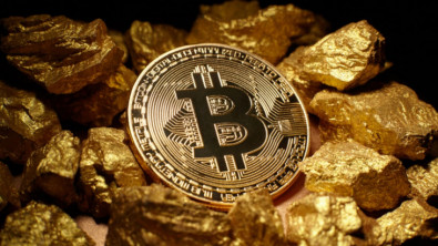 Ünlü yatırım bankası açıkladı: Altın mı Bitcoin mi?