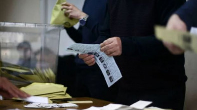 YSK Başkanı Yener 14 Mayıs Seçimlerinde Oy Kullanacak Seçmen Sayısını Açıkladı!